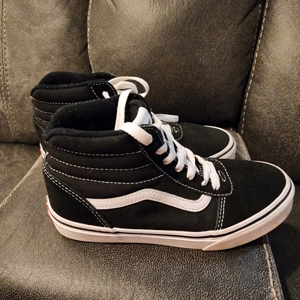 Vans black  size 4 high top
